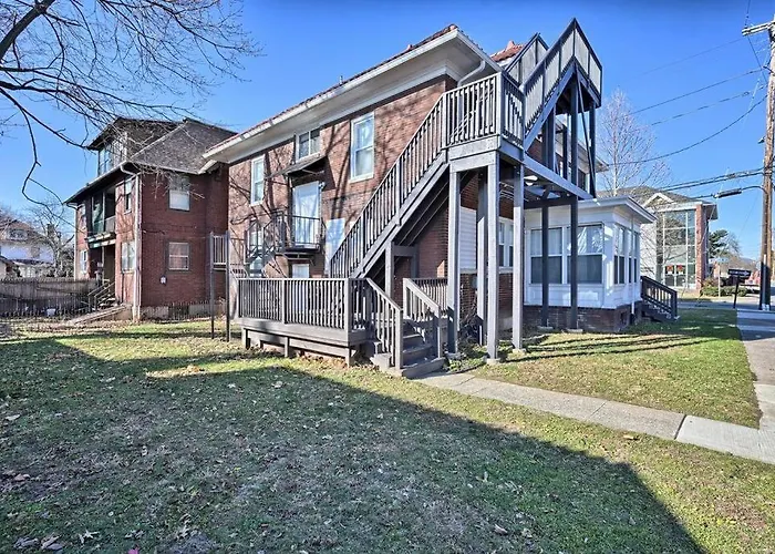 Suites On Seneca - Lovely 2 Bed 1 Bath Apartment