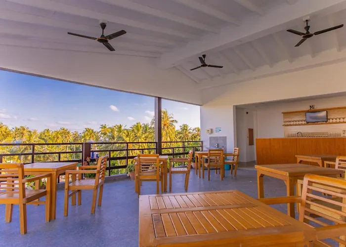 Dhiguveli Breeze