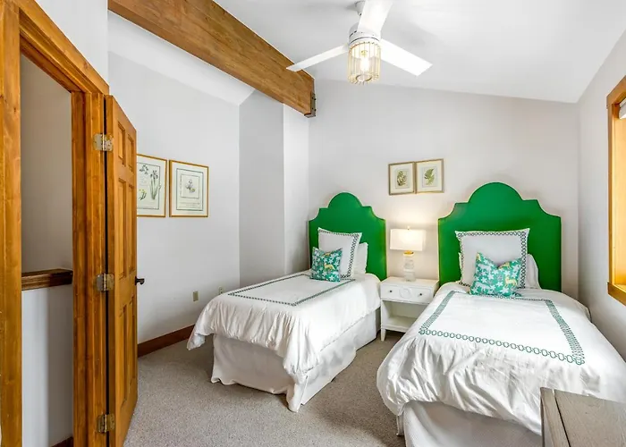 2 Bed 2 Bath Apartment In Avon