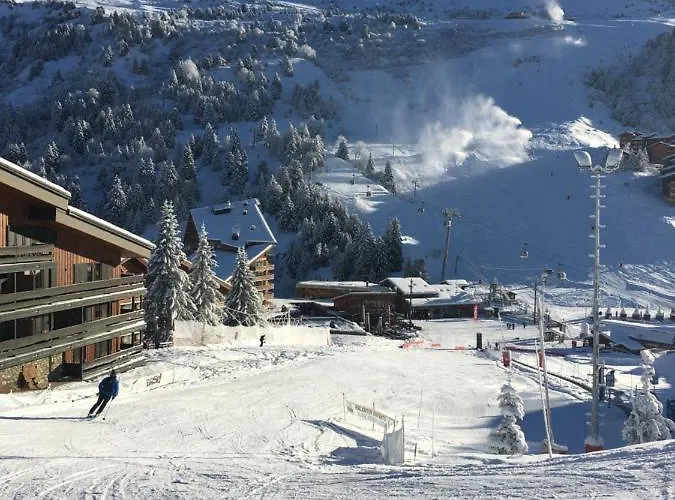 Appartement Tout Confort Et Proche Du Centre -Parking Et Wifi Gratuits, Linge De Maison Et De Toilette Sur Demande, Mont Vallon Lodge Meribel Mottaret