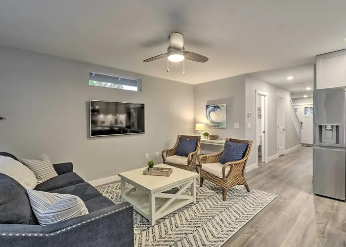 'Beach Break' Home W/ Hot Tub - Walk To Beach