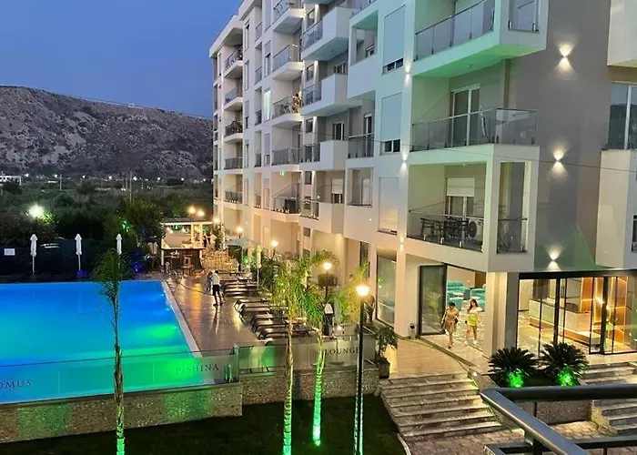 Domus Hotel & Apartments