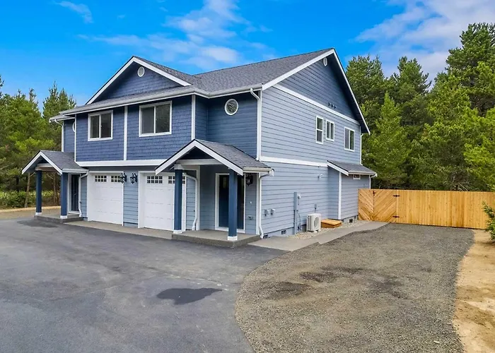 'Beach Break' Home W/ Hot Tub - Walk To Beach