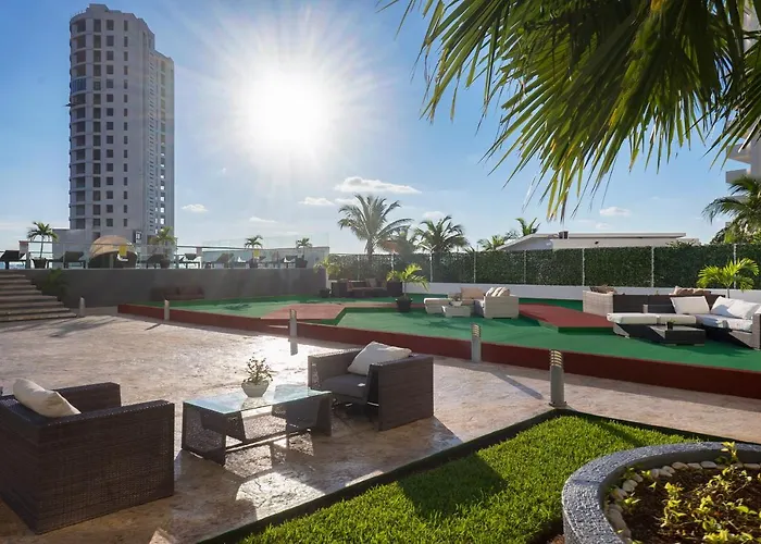 Suites Malecon Cancun