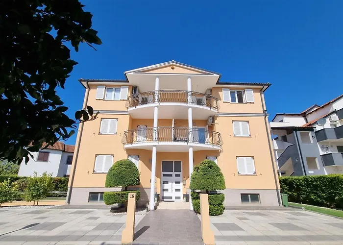 Apartments Medulin - Orijeta