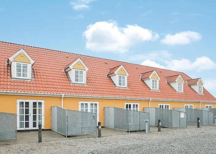 Two-Bedroom Apartment In Lokken