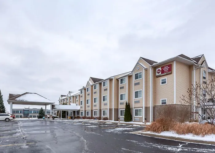 Best Western Plus Woodstock Inn&Suites