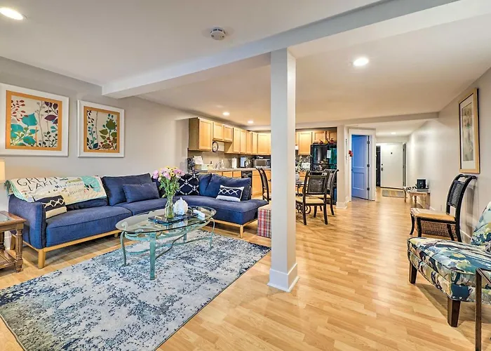 Downtown Grand Haven Apt < 1 Mi To Lake Michigan