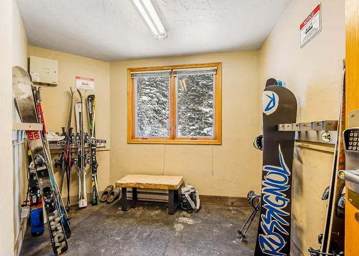 Iron Horse Hideaway