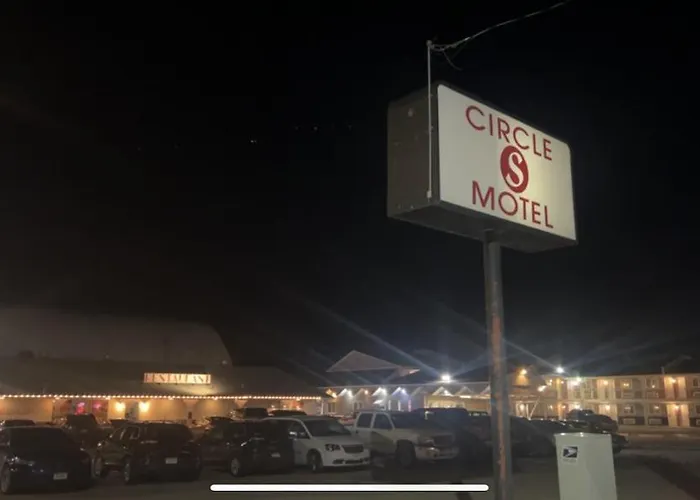Circle S Motel Cozad