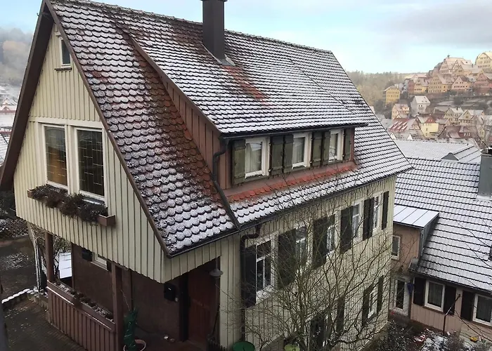 Retro Ferienwohnung mit Schlossblick im Nordschwarzwald