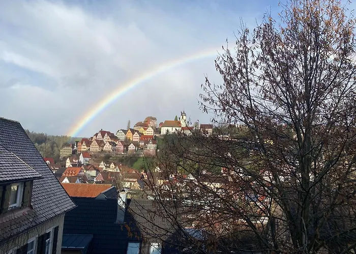 Retro Ferienwohnung mit Schlossblick im Nordschwarzwald
