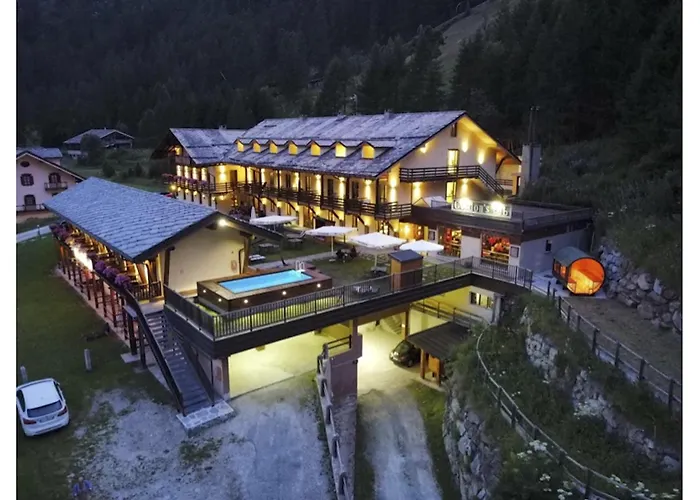 Chalet Du Lys Hotel & Spa