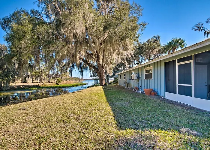 Waterfront Studio W/ Dock Access In Inglis!