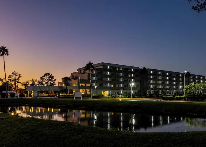 Palazzo Lakeside Hotel