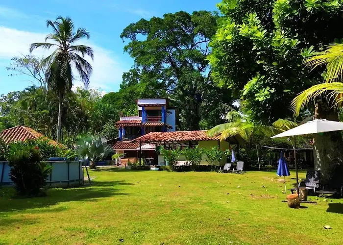 Los Robles Capurgana