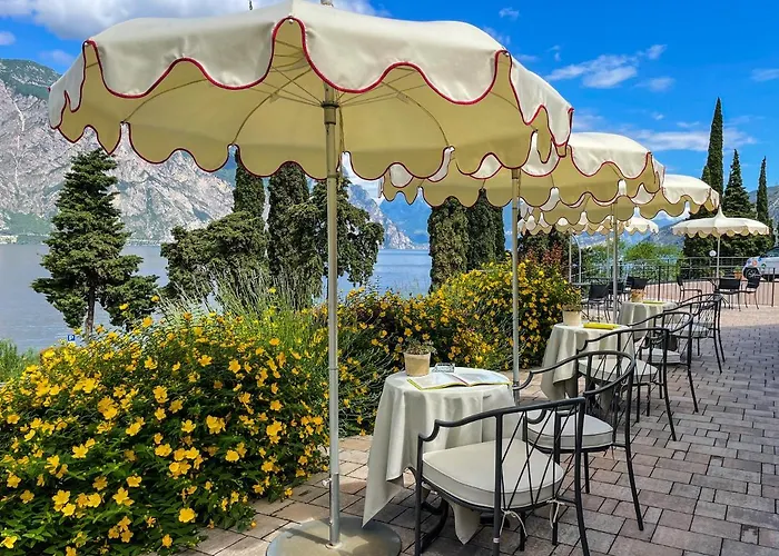 Hotel Oasi Beach