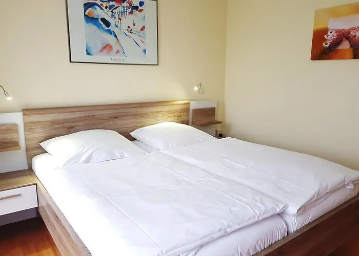 Ferienwohnung 5 im Strandhaus Lobbe