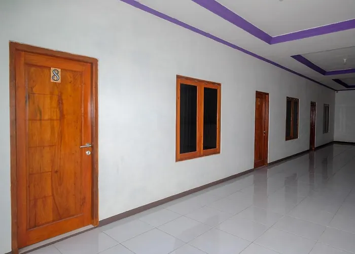 Urbanview Syariah Zidney 3 Salatiga By Reddoorz