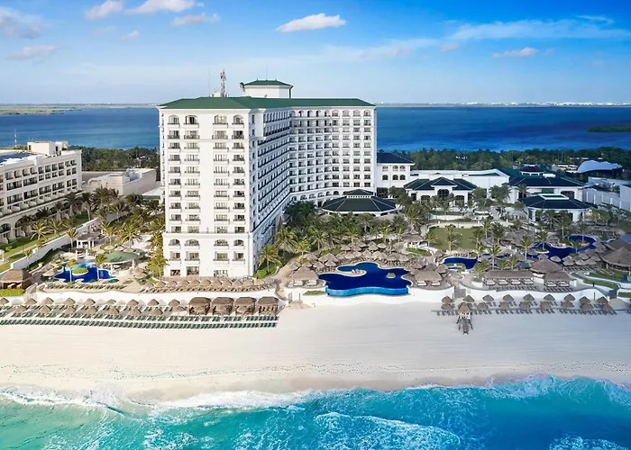 Cancun Hotels for Romantic Getaway