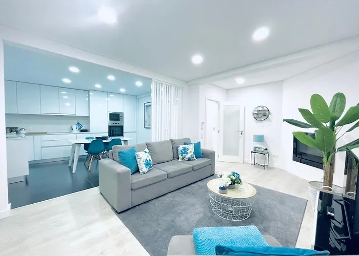 Central Tiled Apartment