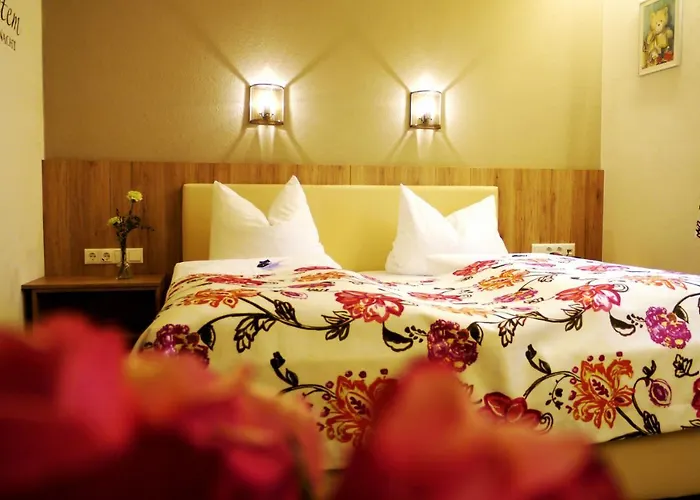 Hotel Grader