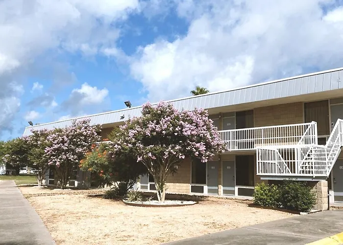 Americas Best Value Inn Beeville