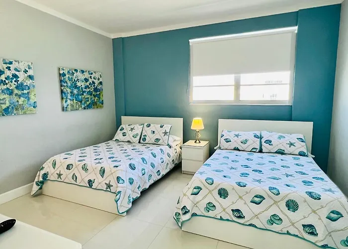 Hollywood On Beach Apartment