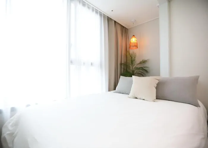 Apartment The Share Myeongdong