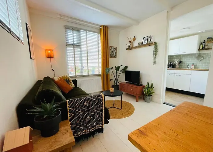 Have A Nice Stay! -The Birdhouse, Tiny Home Close To The Beach