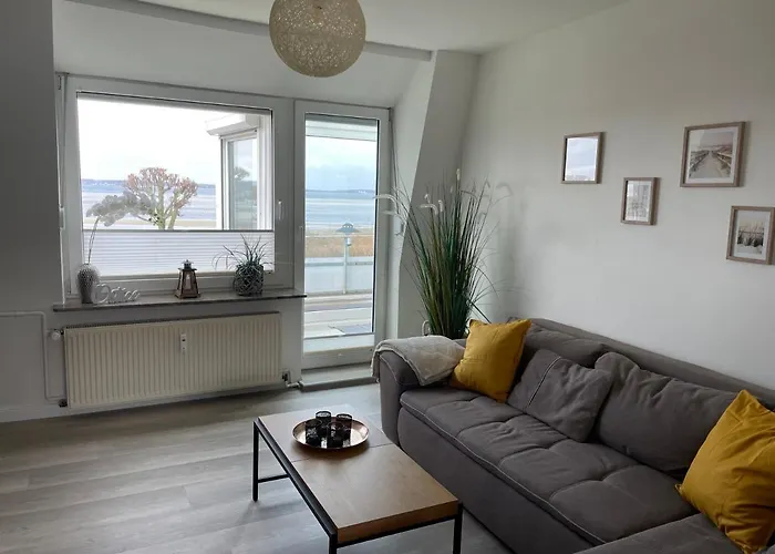 Wohnungen mit direktem Meerblick