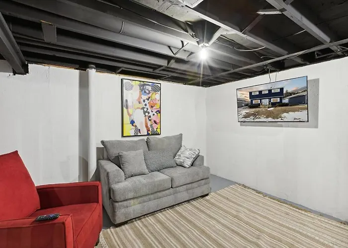 Pet-Friendly Large-Group Oasis