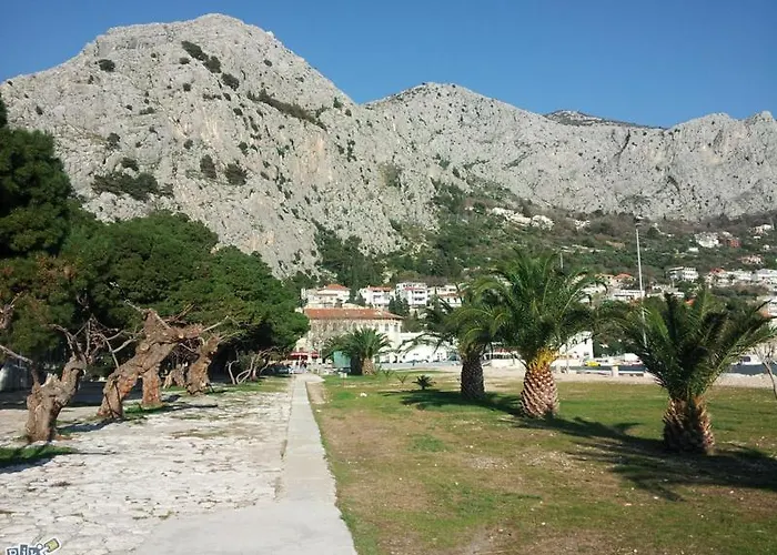 Apartments Jadra Omis