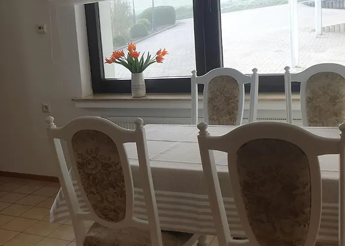 Ferienwohnung mit Terrasse, kostenloses WLAN, Parkplatz
