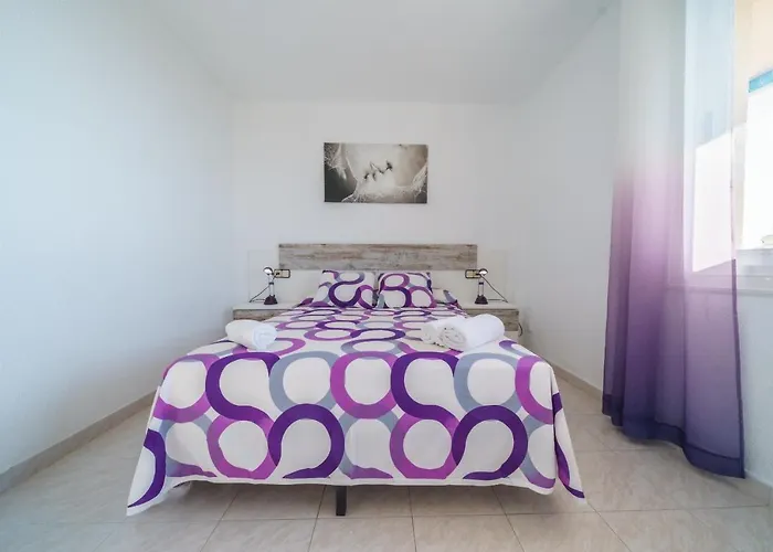 HomeHolidaysRentals Nice - Costa Barcelona