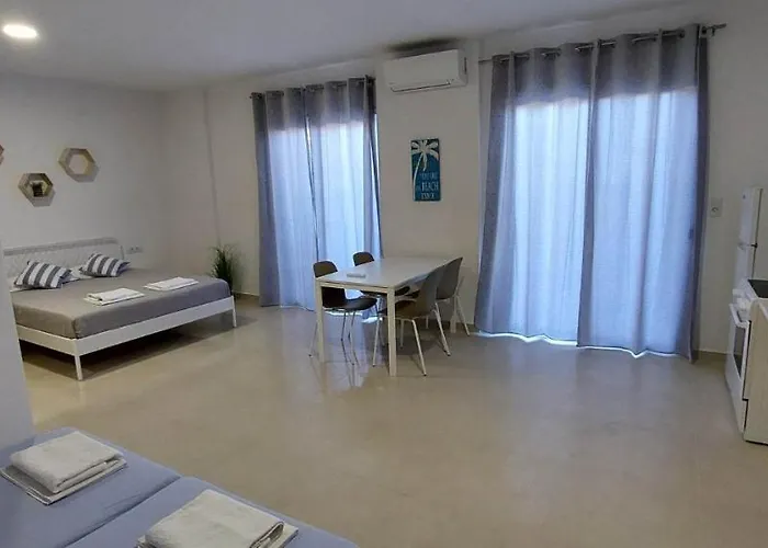 Telhinis Hotel & Apartments