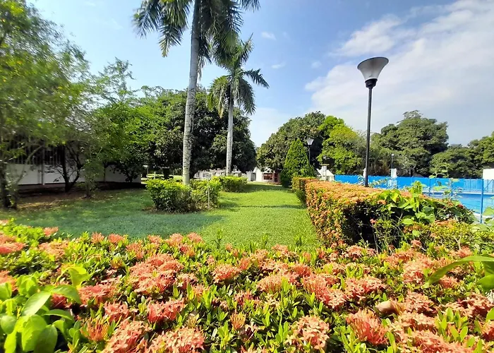 Hotel Campestre Cenvaturs