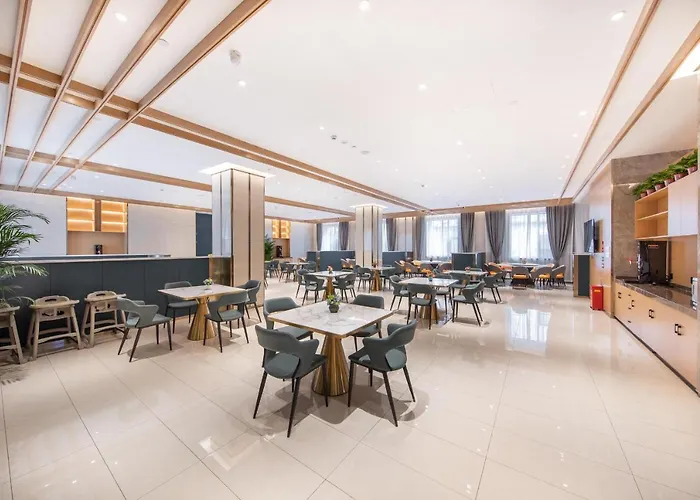 Atour Hotel Taiyuan Changfeng Business Center Wanxiang City