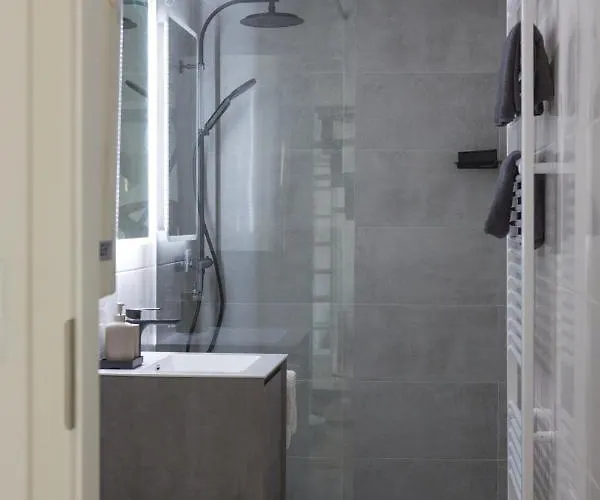 Modern City Apartment