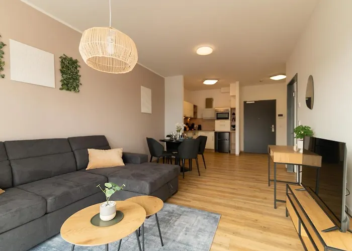 DWELLSTAY - Modernes Apartment I 55qm I 2 Zimmer I Küche I Bad I Terrasse I TV I WLAN
