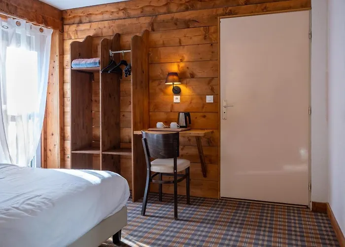 Cit'Hotel Le Montreal