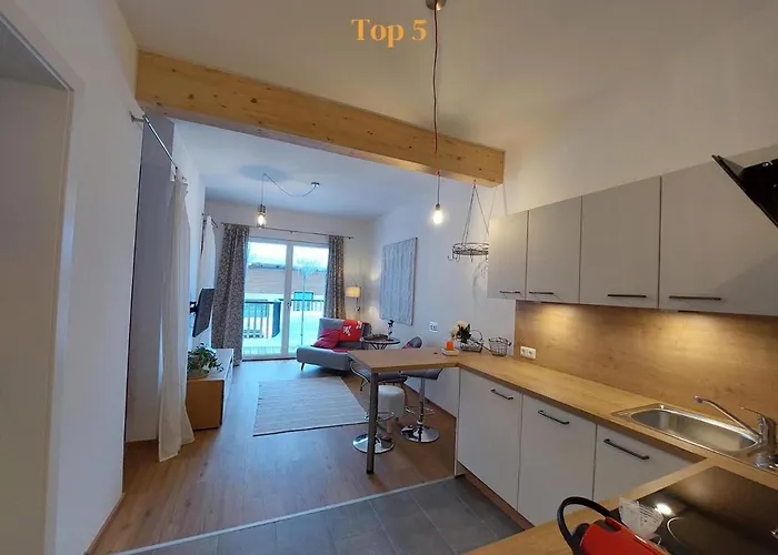 Boutique-Apartments Seminarium F5 Fieberbrunn Freier Eintritt in das örtliche Hallenbad inklusive Saunalandschaft und kostenfreie Nutzung der Langlaufloipen der Region