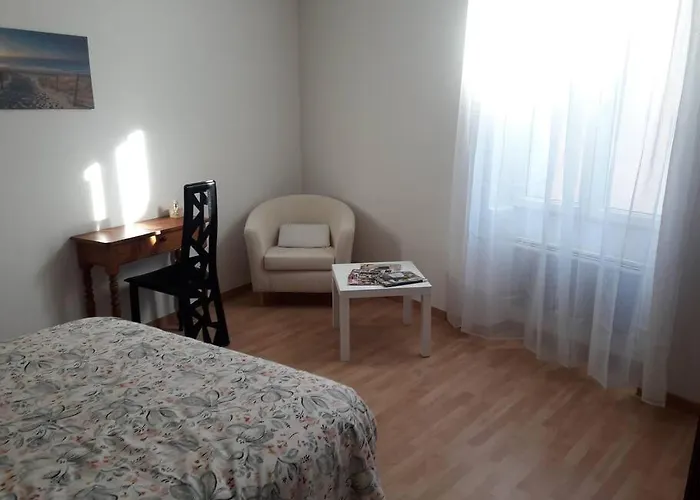Apt En Luberon Appartement 3 Chambres Et Garage Privee Clim