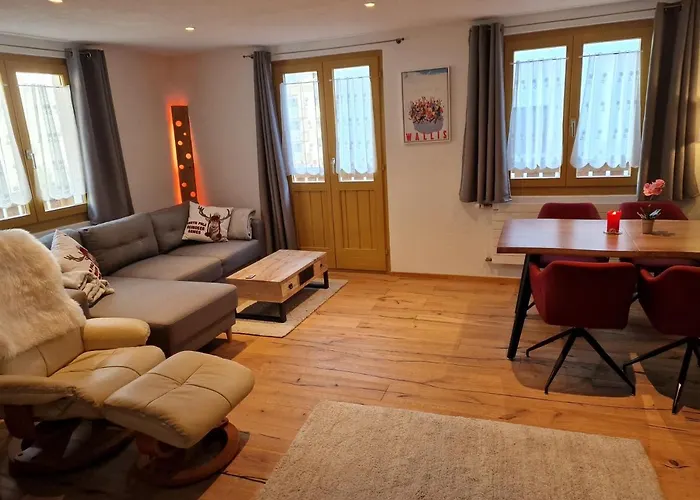 Chalet-Daheim-Fiesch 3,5-Zimmerwohnung