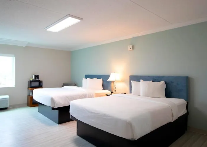Bella Vista Hotel & Suites
