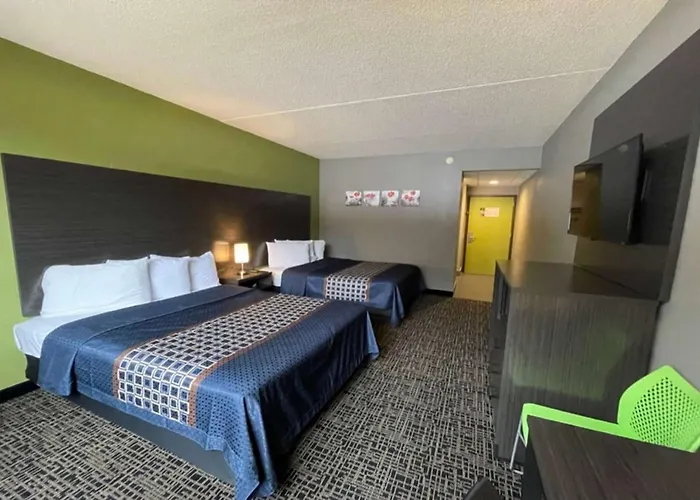 Wingate By Wyndham Lake George