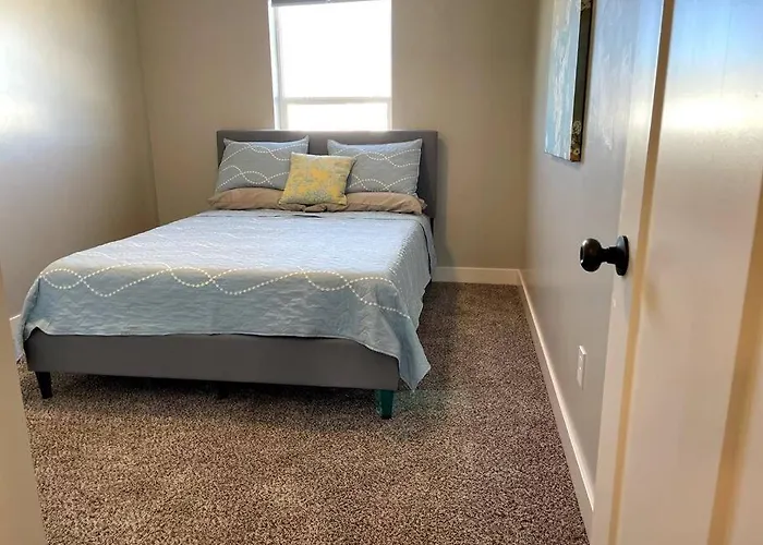 Lovely Condo! W/ Free Recreational Vehicle Parking