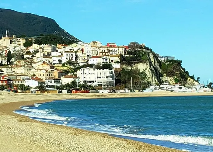 Appartamento L'Azalea - A Due Passi Da Numana Con Grande Terrazzo E Piscina Condominiale Stagionale