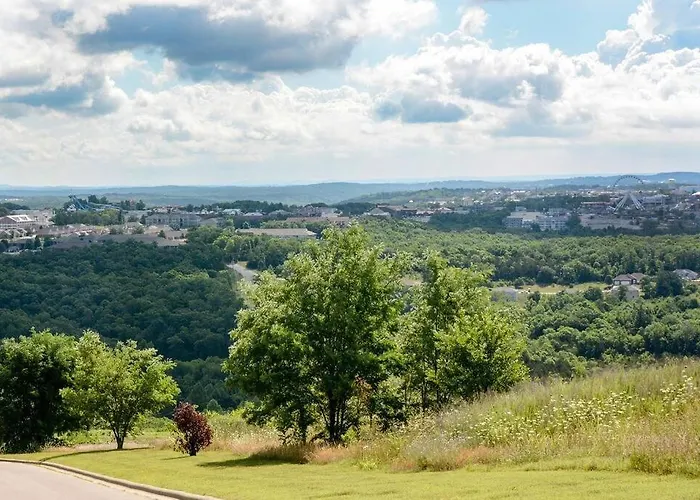 Branson'S Newest Gem: City View Condo,Patio & Pool