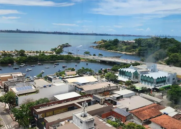 Triângulo Praia do Canto (apto 503)